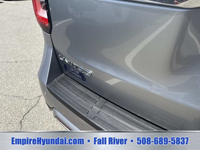 Used 2024 Ford Expedition Limited AWD/4WD image 5