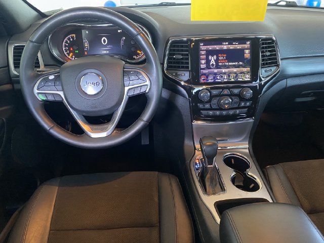 Used 2021 Jeep Grand Cherokee Laredo X AWD/4WD image 15