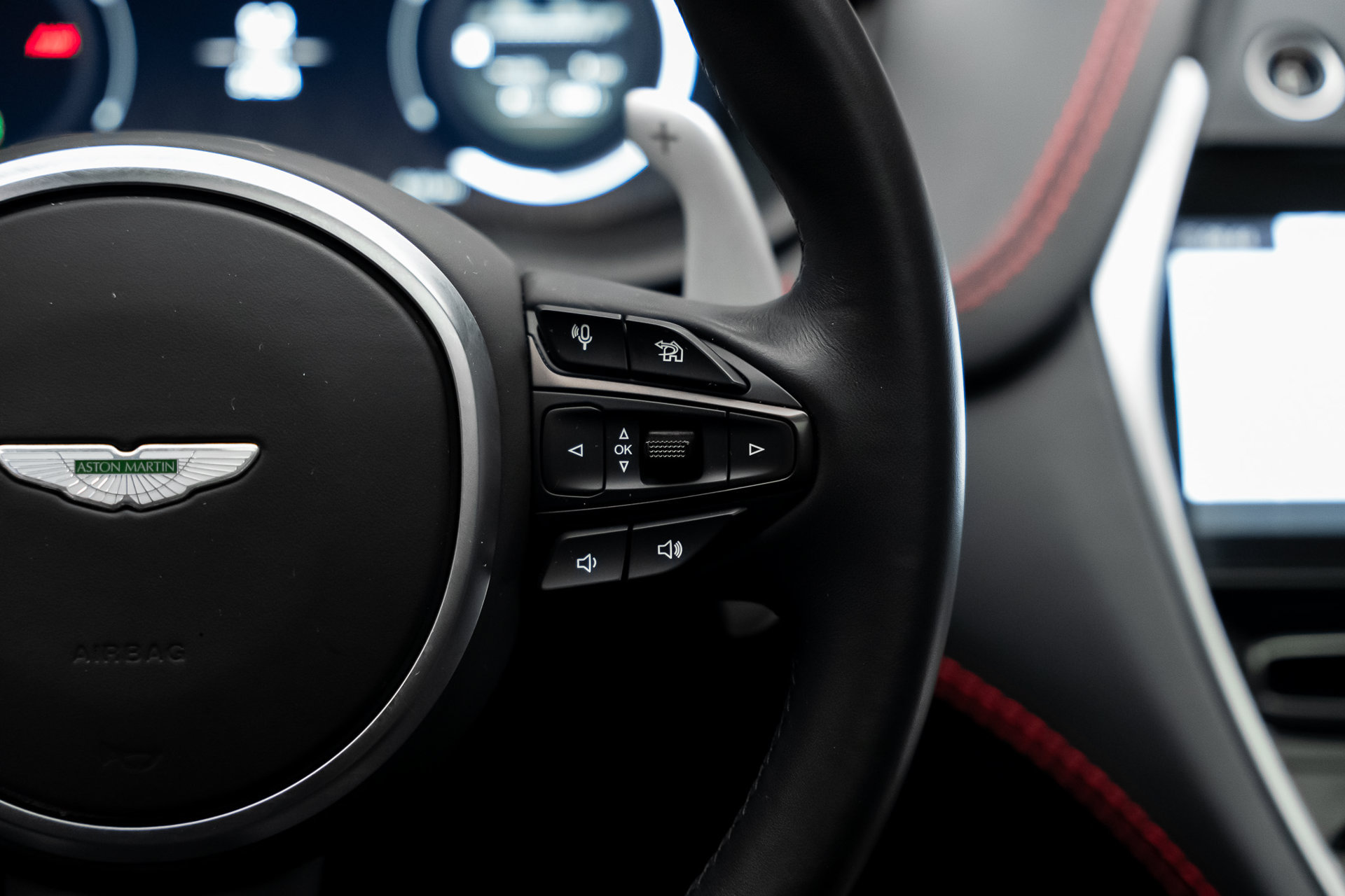 Used 2023 Aston Martin DBX 707 AWD/4WD image 45