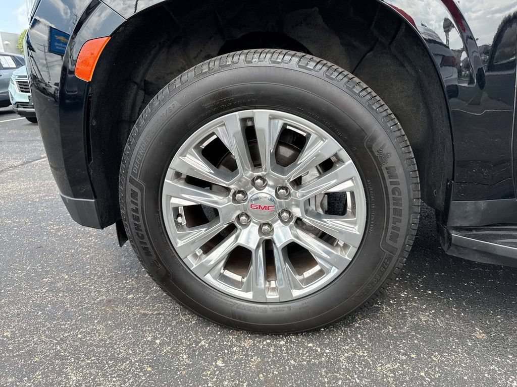 Used 2023 GMC Yukon Denali AWD/4WD image 10