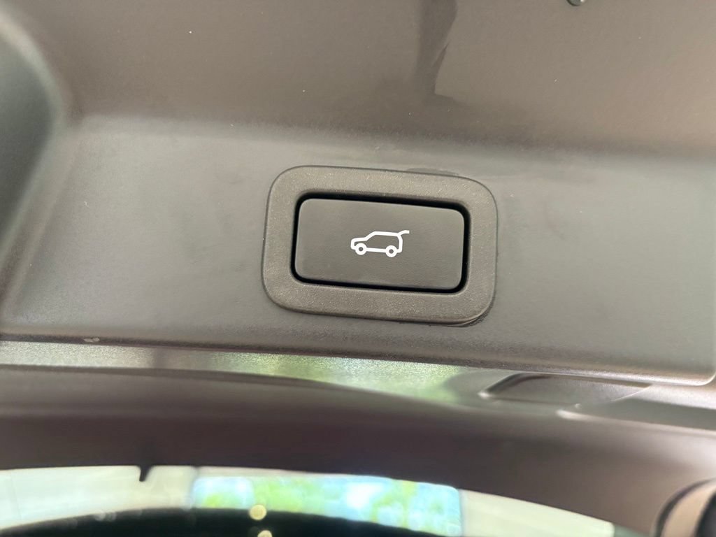 Used 2021 Jaguar F-PACE S AWD/4WD image 21