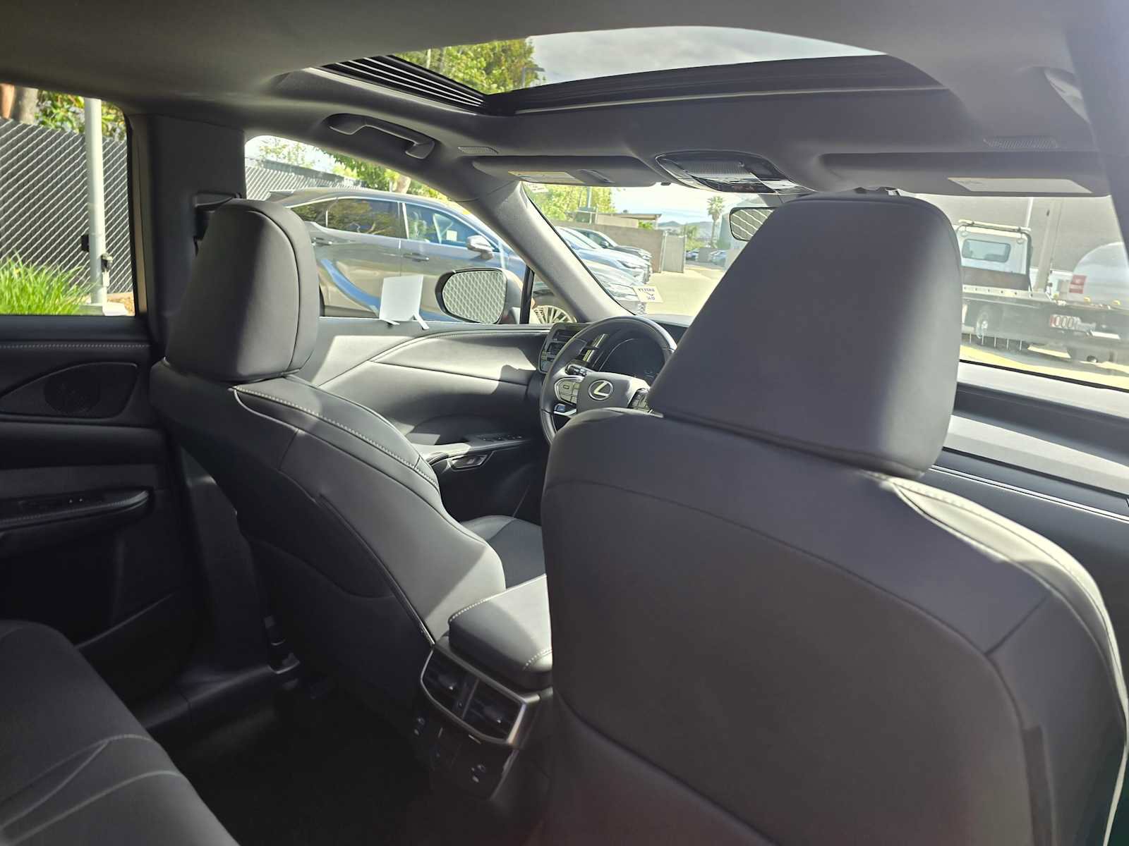 Certified 2025 Lexus RX 350 Premium w/ Accessory Package (P3) FWD image 15