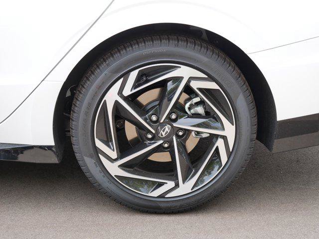 New 2026 Hyundai Sonata SEL FWD image 4