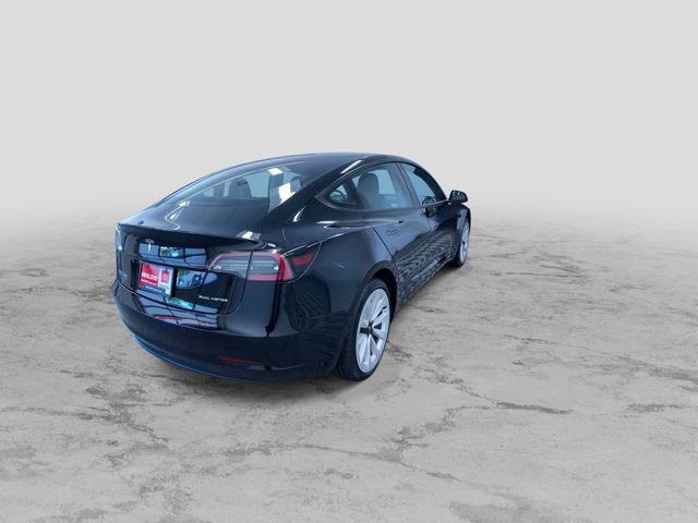 Used 2022 Tesla Model 3 Long Range AWD/4WD image 9