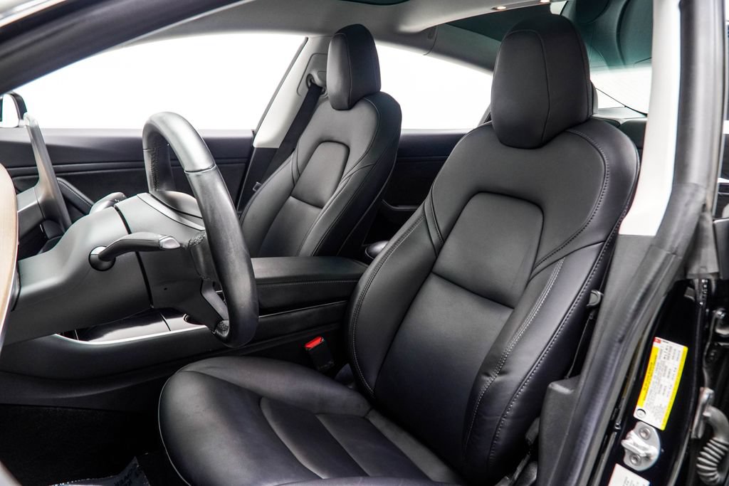Used 2019 Tesla Model 3 Mid Range RWD image 31