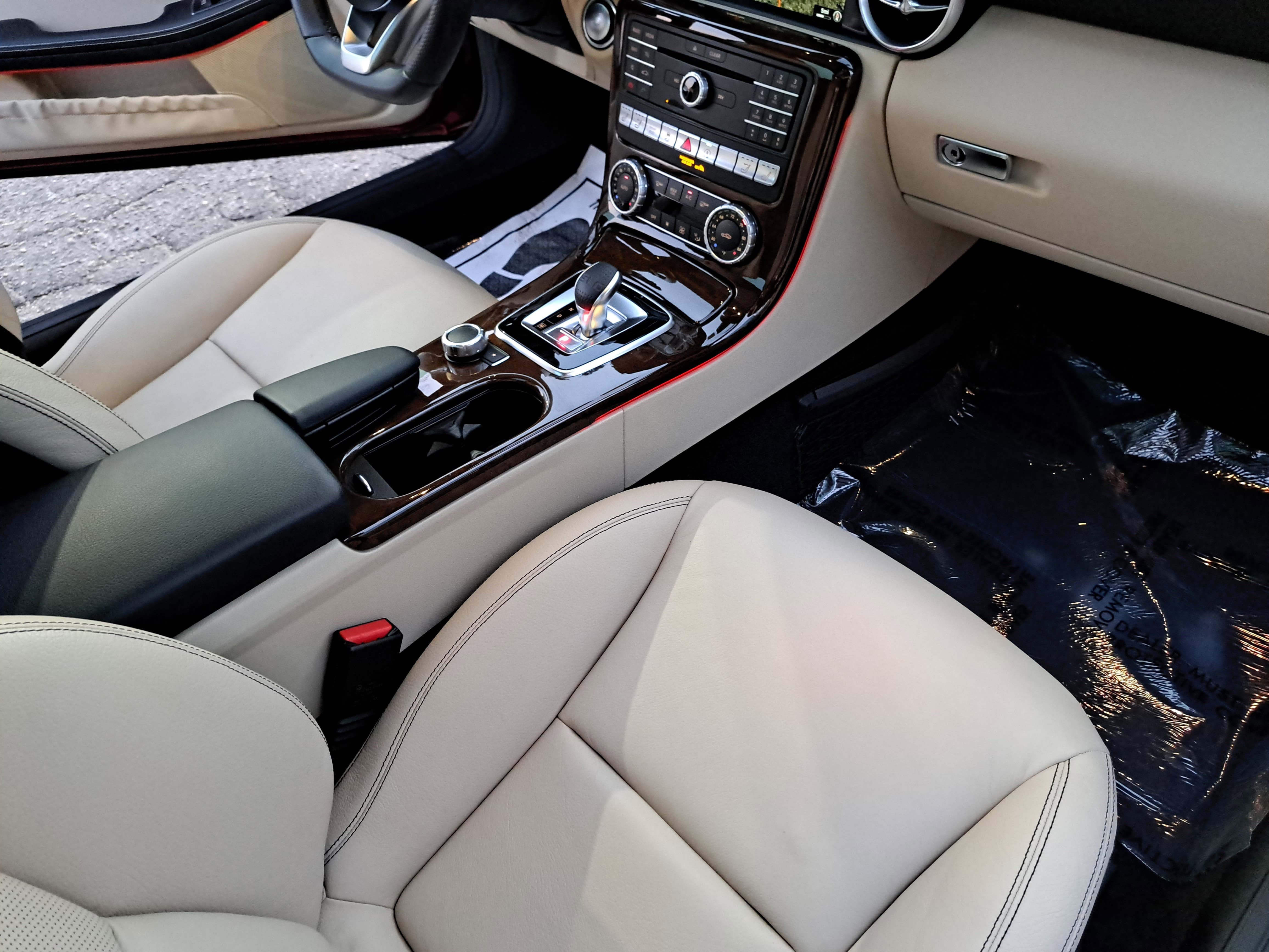 Used 2019 Mercedes-Benz SLC 300 image 11