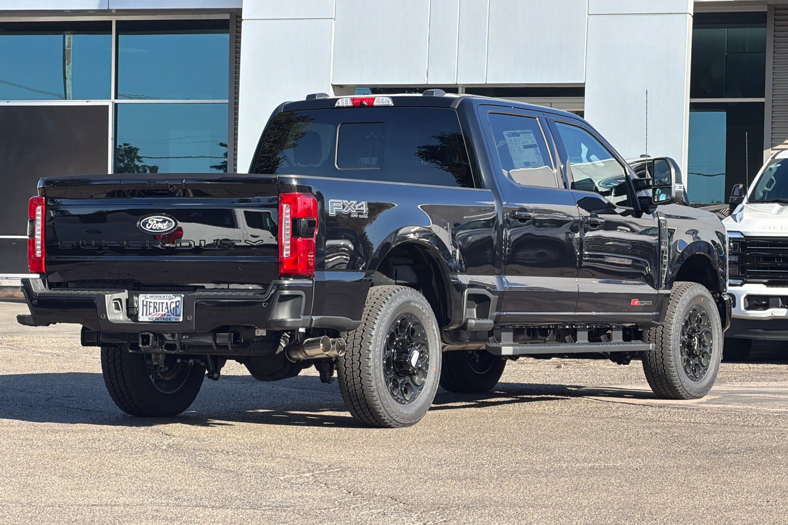 New 2027 Ford F250 Lariat w/ Black Appearance Package AWD/4WD image 4