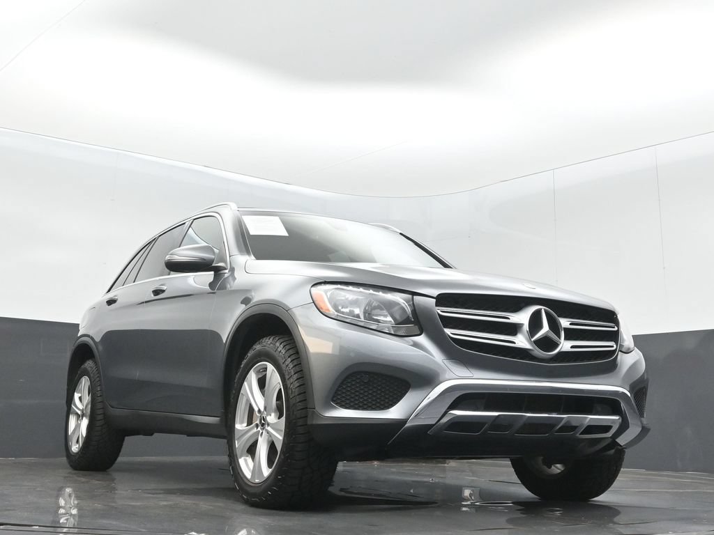 Used 2017 Mercedes-Benz GLC 300 4MATIC image 10