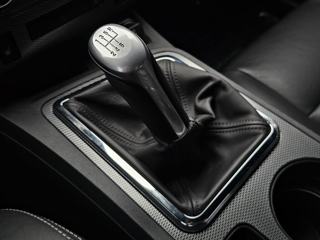Used 2013 Dodge Challenger R/T Plus RWD image 16