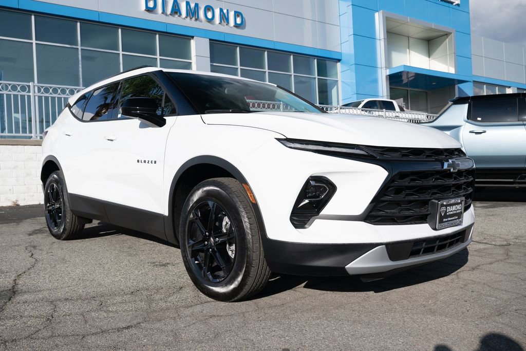 New 2026 Chevrolet Blazer LT w/ Convenience Package image 1