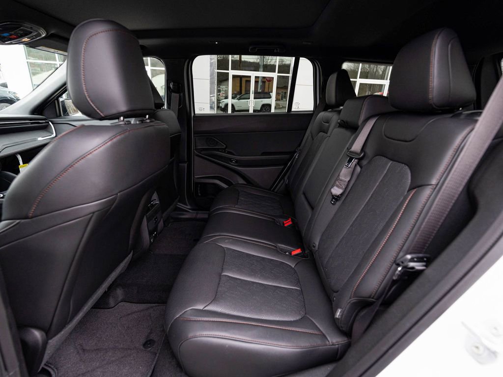 New 2026 Jeep Cherokee Overland w/ Advanced Pro Tech Group AWD/4WD image 22