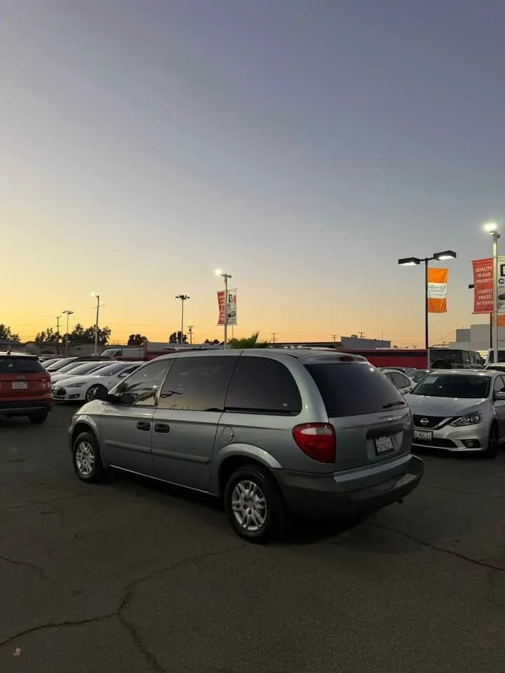 Used 2006 Dodge Caravan SE w/ Popular Equipment Group I FWD image 5