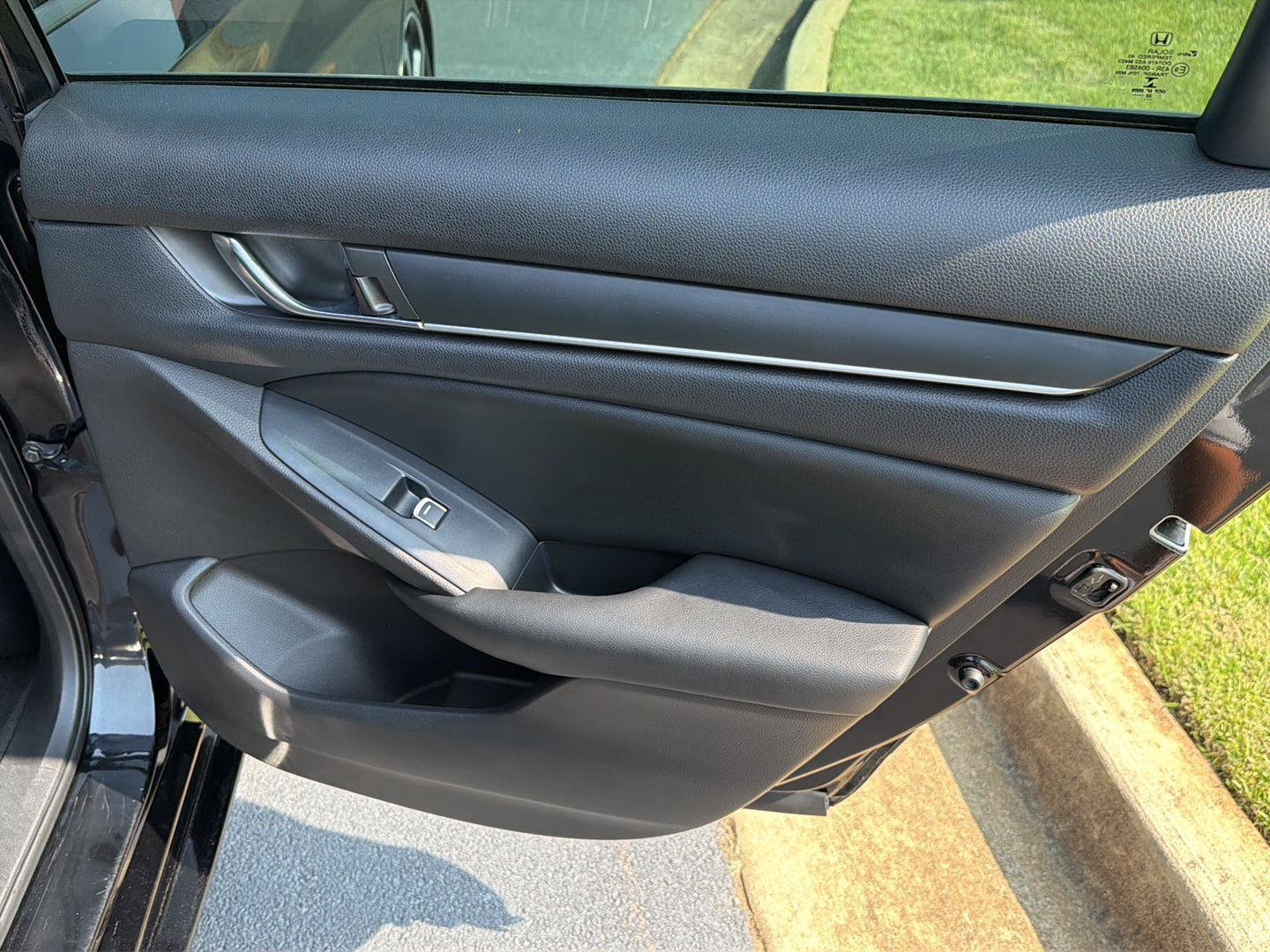 Used 2022 Honda Accord Sport image 15
