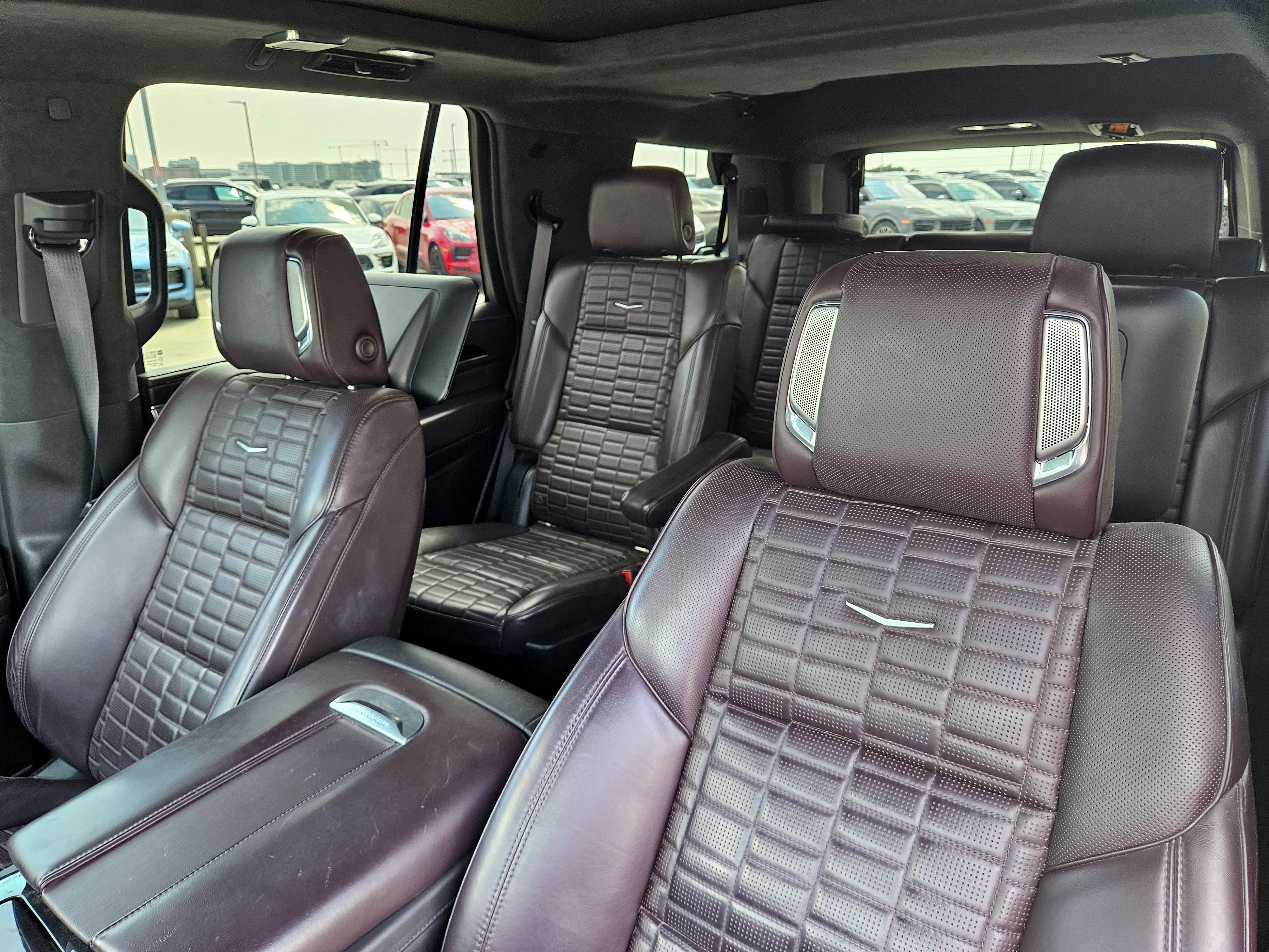 Used 2021 Cadillac Escalade Sport Platinum AWD/4WD image 6