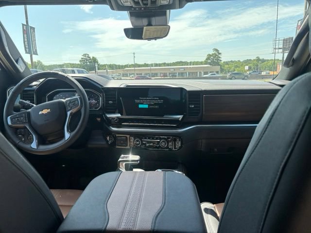 New 2026 Chevrolet Silverado 1500 High Country AWD/4WD image 12