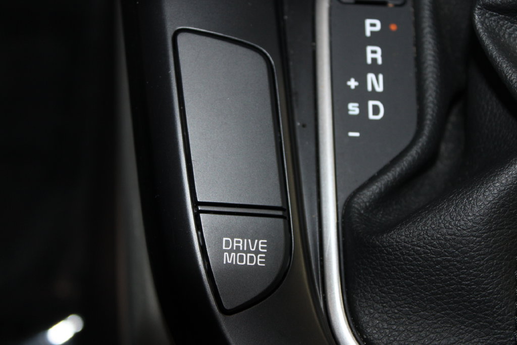 Used 2025 Kia Soul LX w/ LX Technology Package FWD image 41