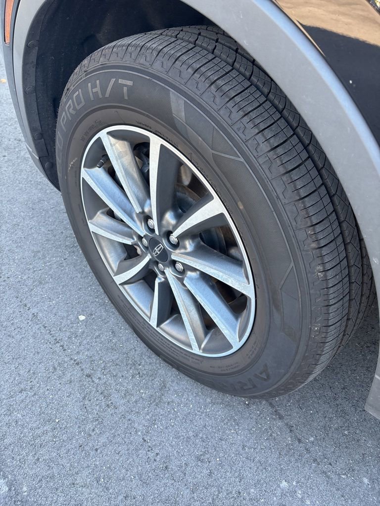 Used 2023 Lincoln Nautilus Standard w/ Premium Package image 11