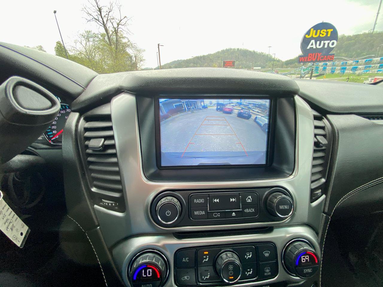 Used 2018 Chevrolet Tahoe LT AWD/4WD image 26