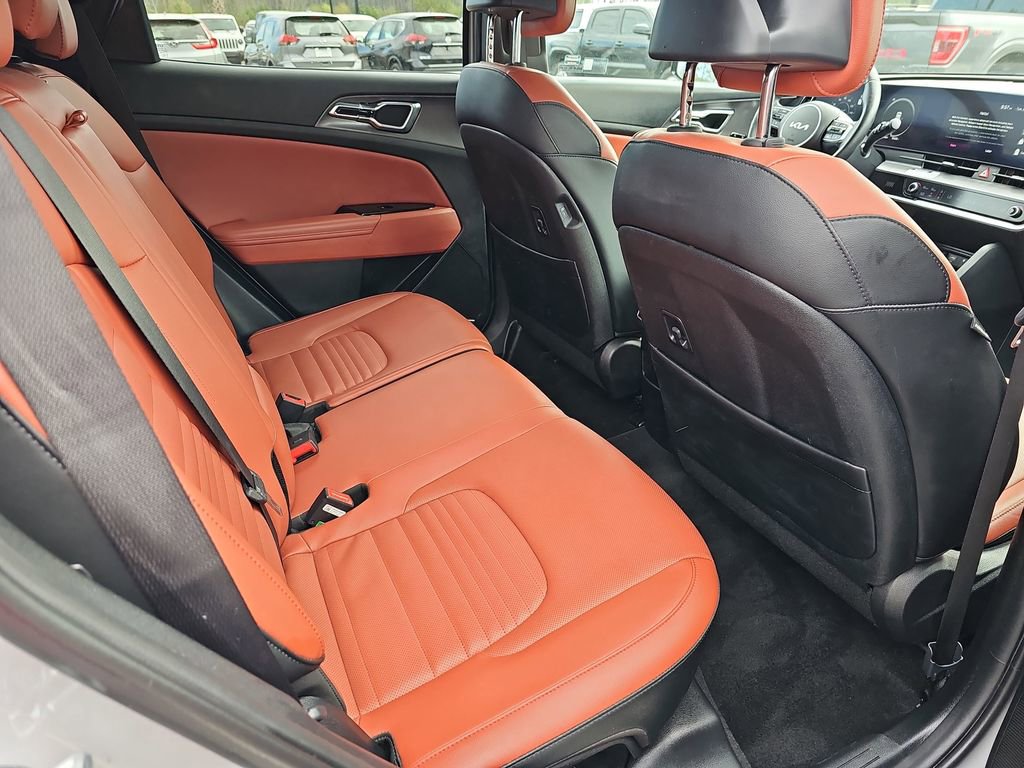 Used 2023 Kia Sportage SX image 14