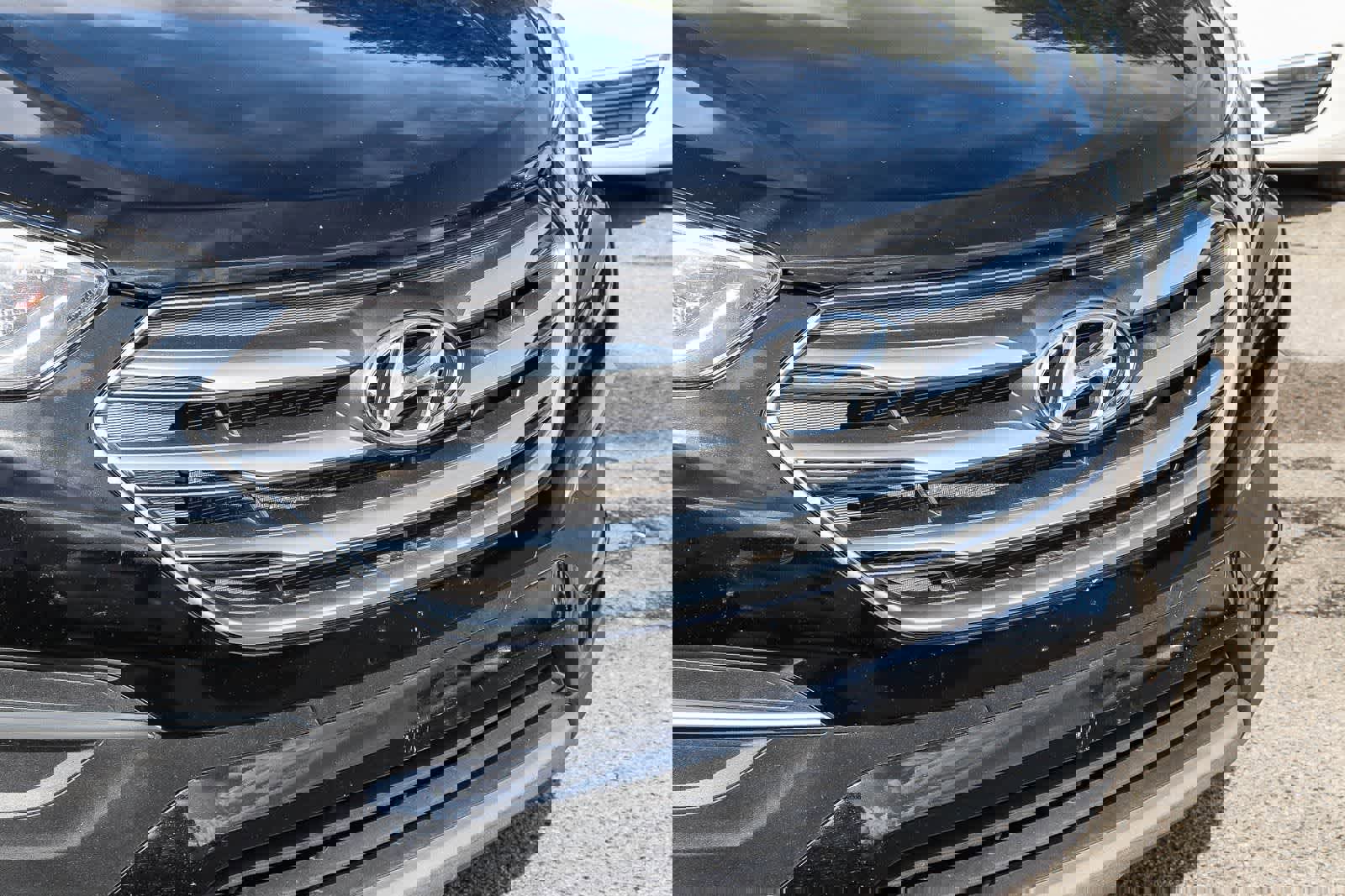 Used 2018 Hyundai Santa Fe Sport image 8