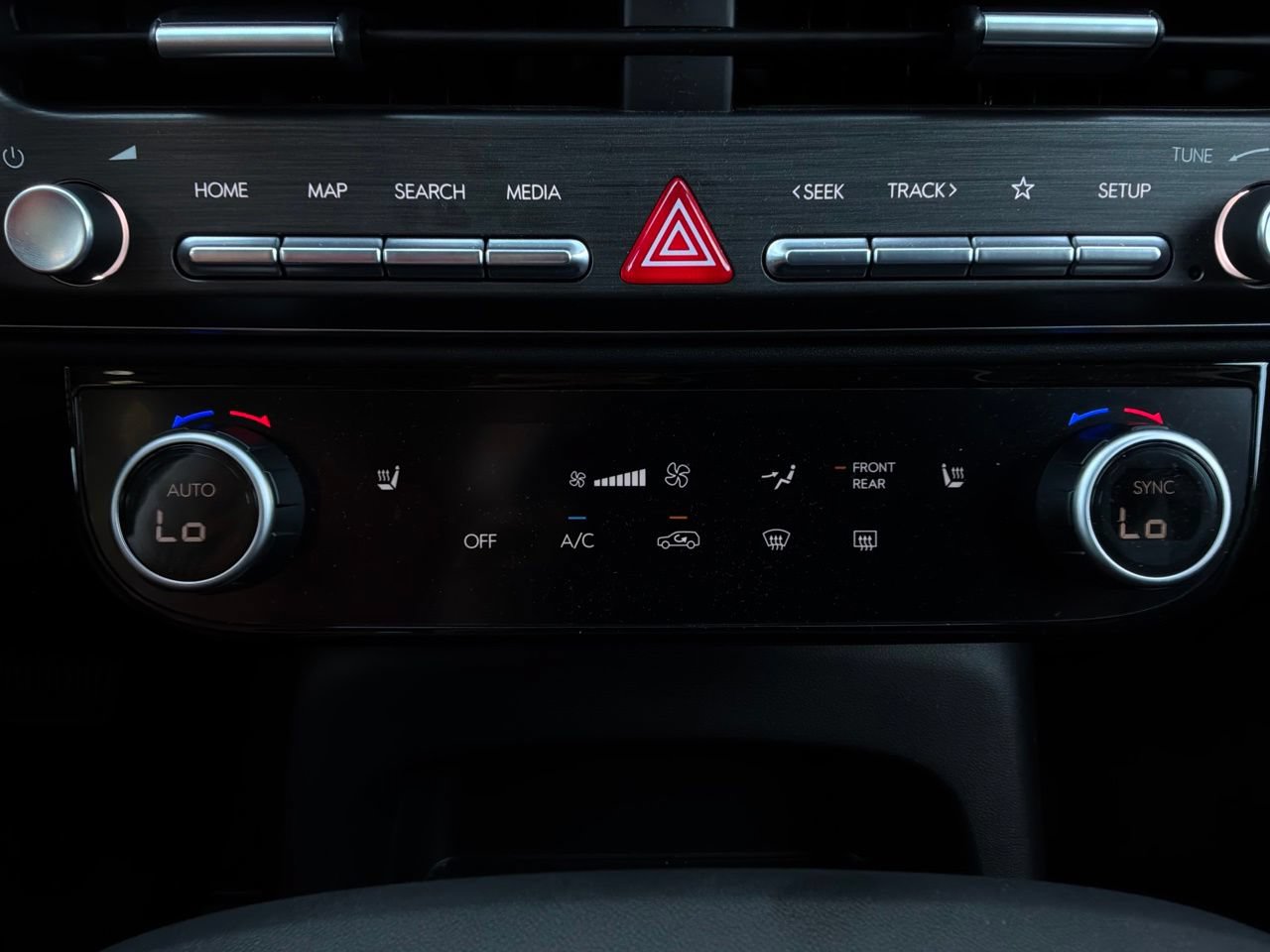 Used 2026 Hyundai Palisade SEL FWD image 33
