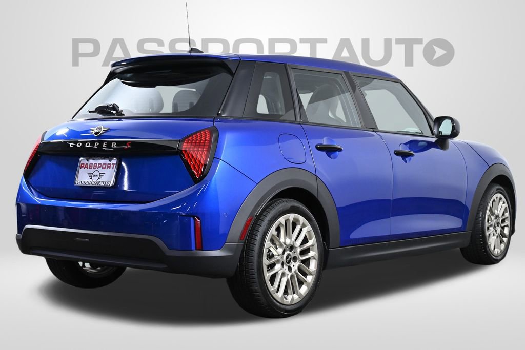 Certified 2025 MINI Cooper S image 10
