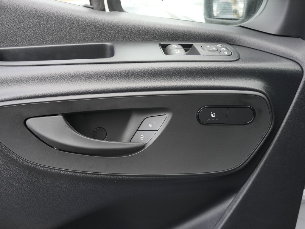 New 2026 Mercedes-Benz Sprinter 2500 image 9