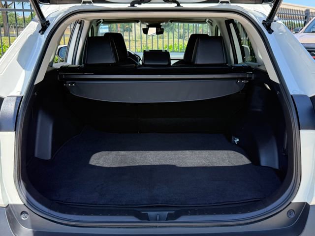 Used 2022 Toyota RAV4 XLE Premium FWD image 29
