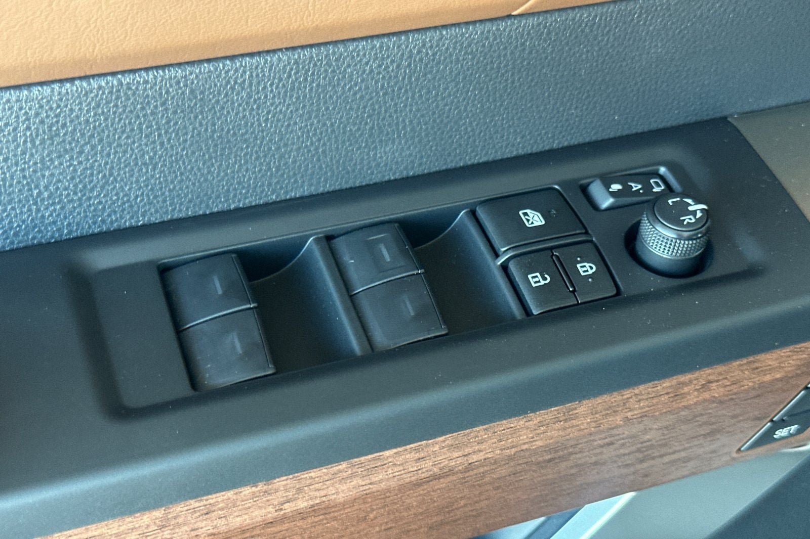 New 2026 Toyota Tundra 1794 Edition AWD/4WD image 13