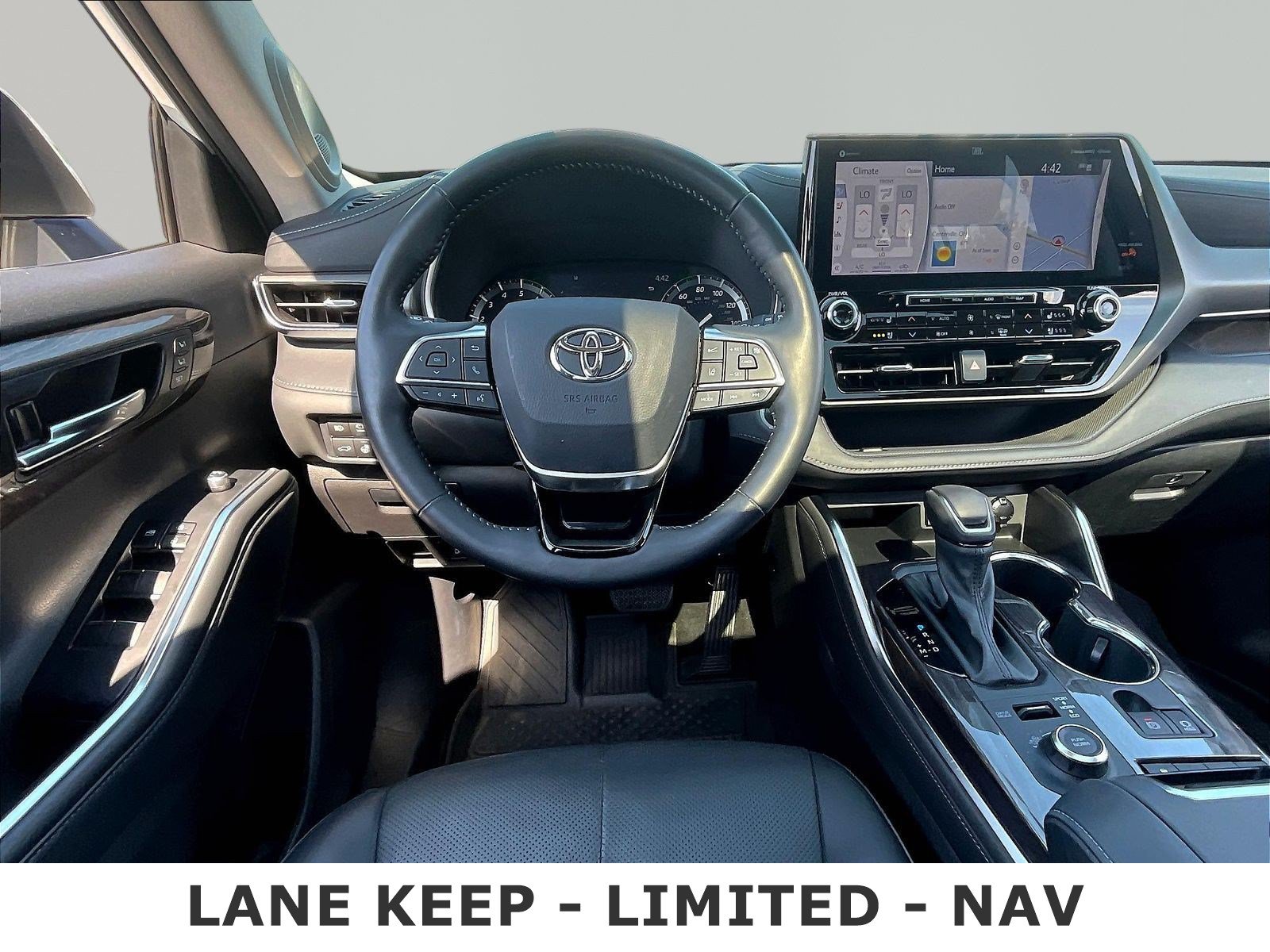 Used 2021 Toyota Highlander Limited AWD/4WD image 8