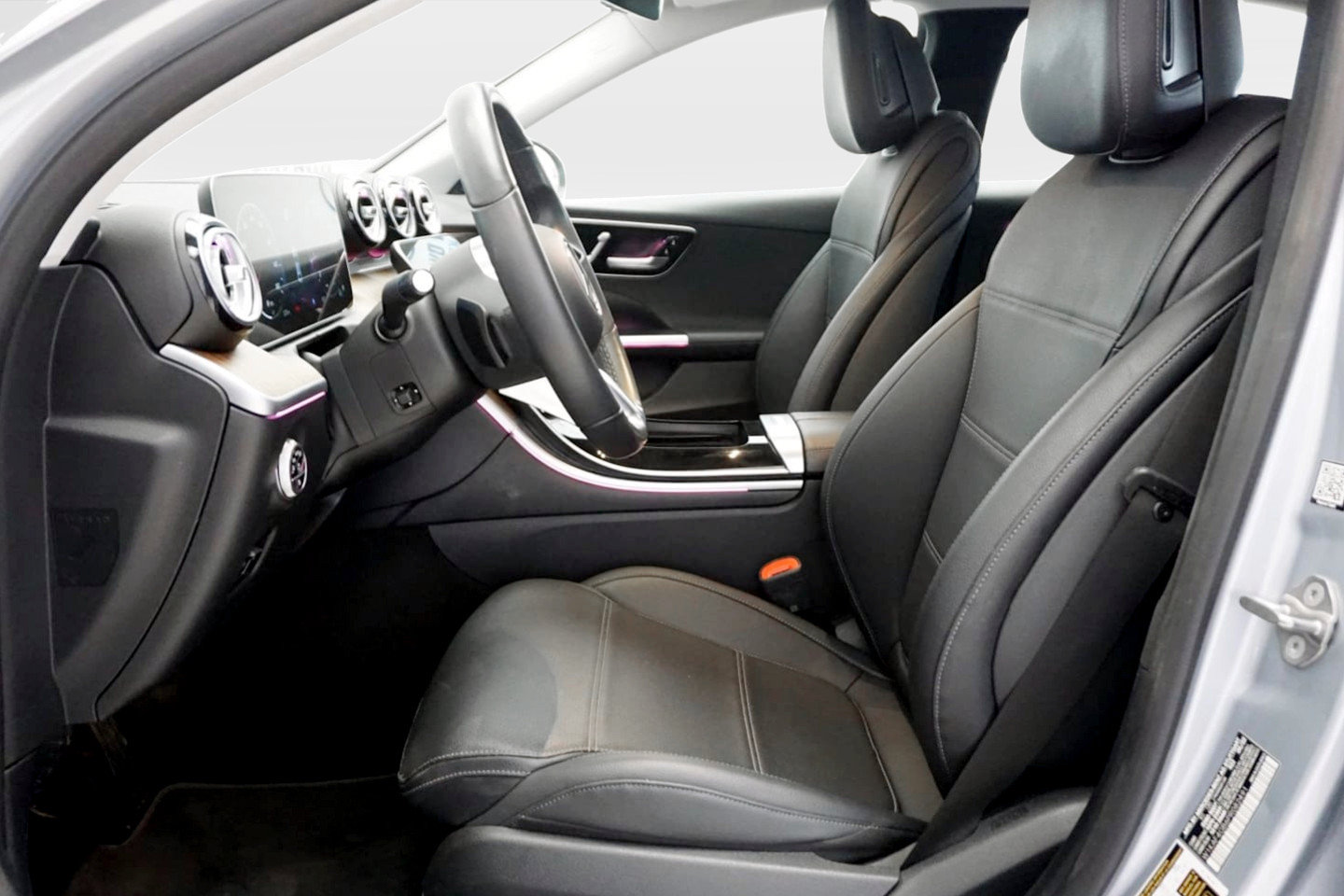 Used 2023 Mercedes-Benz C 300 Sedan image 9