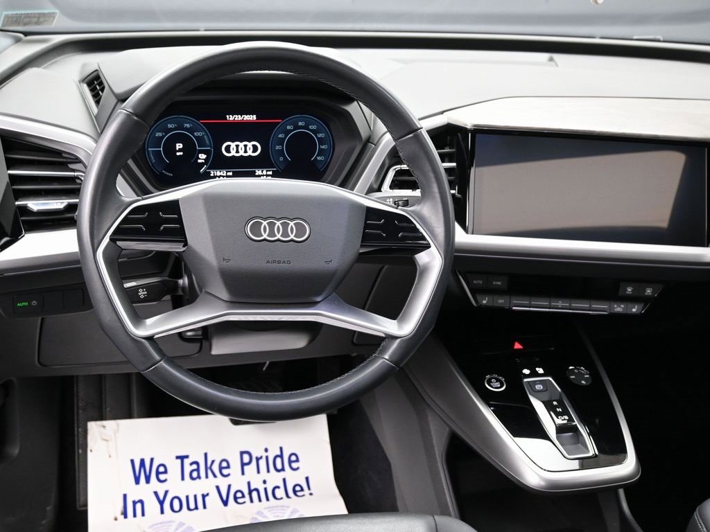 Used 2023 Audi Q4 e-tron Premium w/ Convenience Package image 31