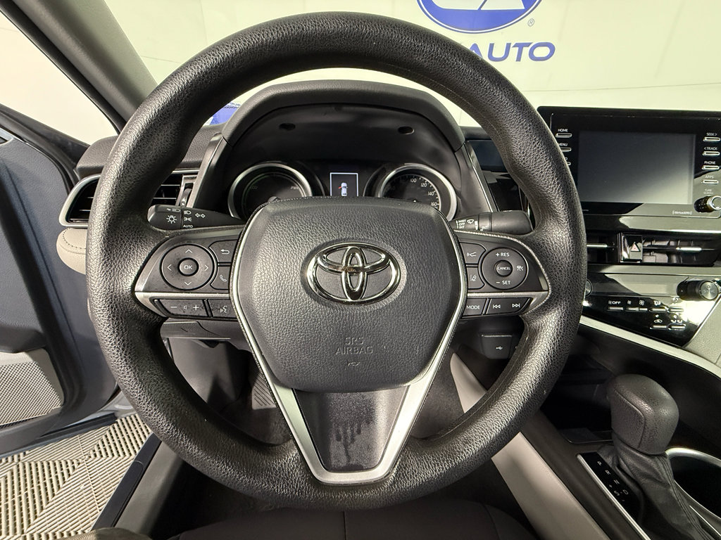 Used 2022 Toyota Camry LE image 20
