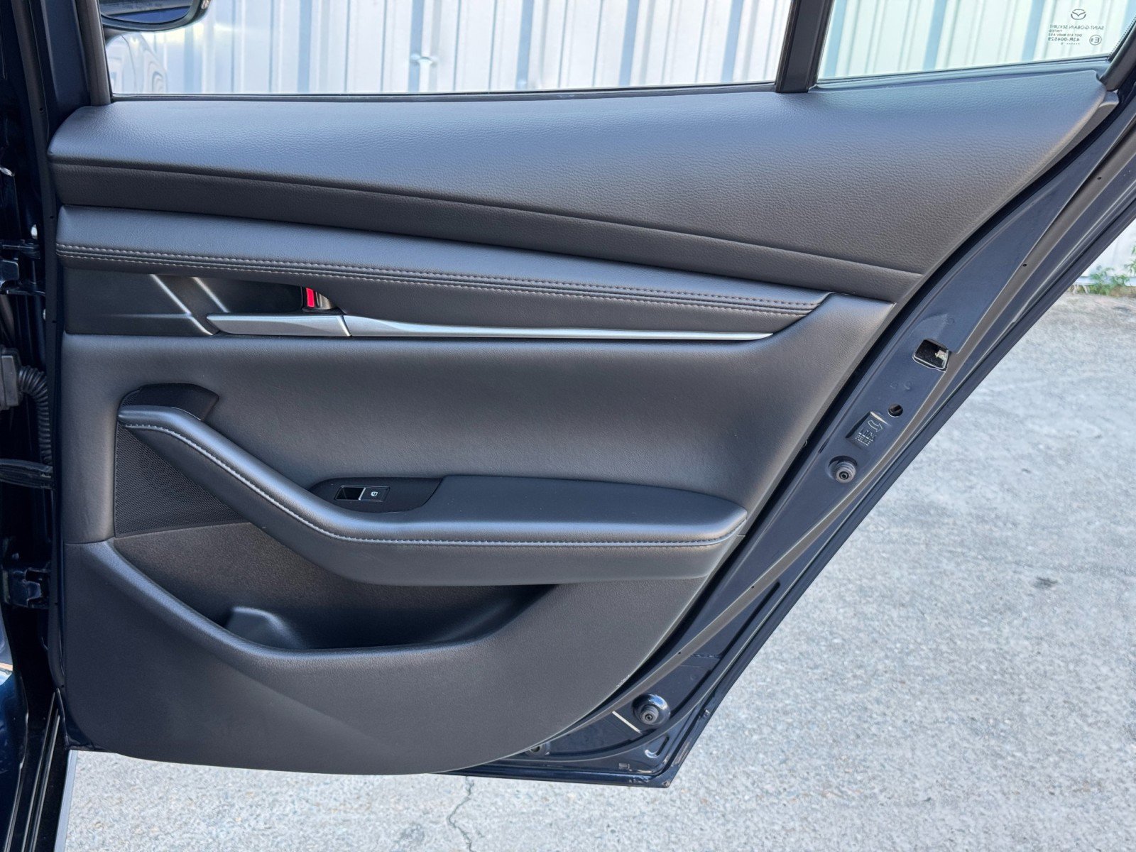 Used 2025 MAZDA MAZDA3 s image 41