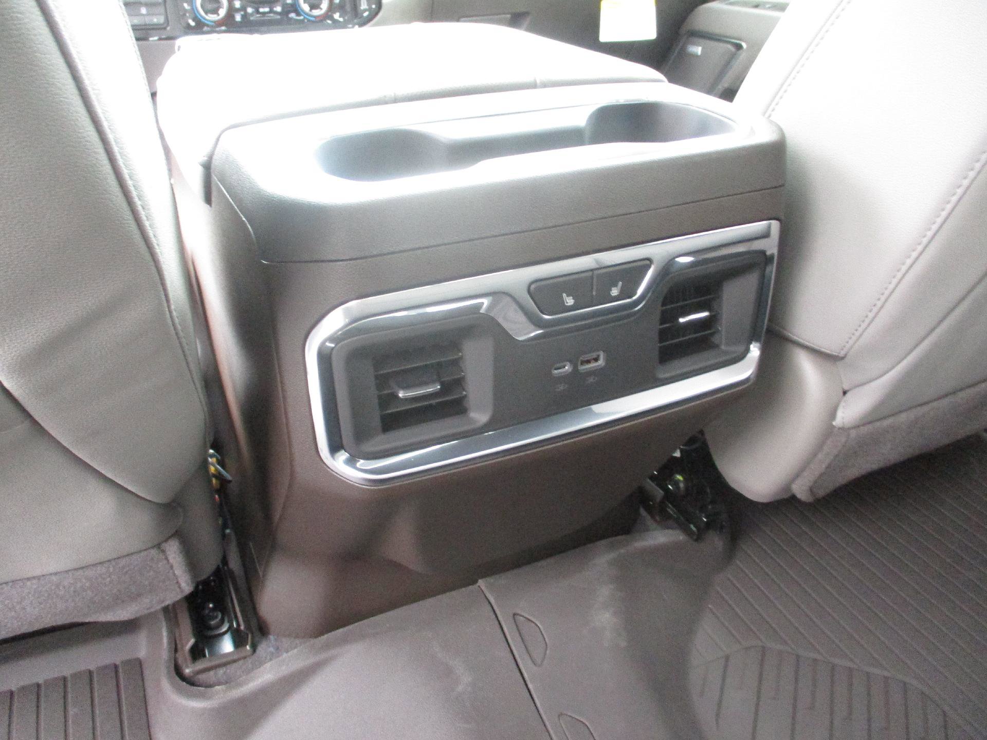 New 2026 Chevrolet Silverado 1500 LTZ w/ LTZ Premium Package image 15