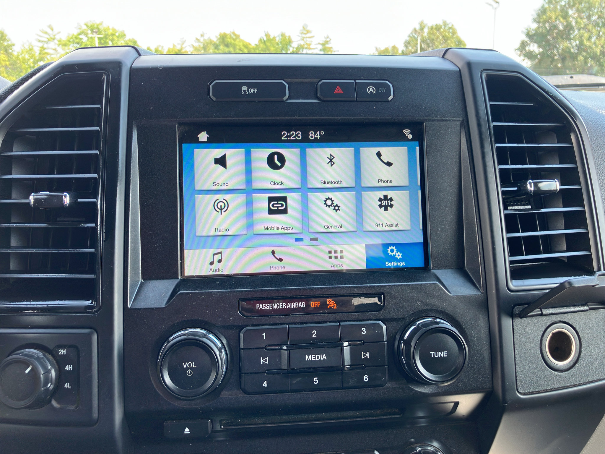 Used 2018 Ford F150 XL w/ Equipment Group 101A Mid AWD/4WD image 21