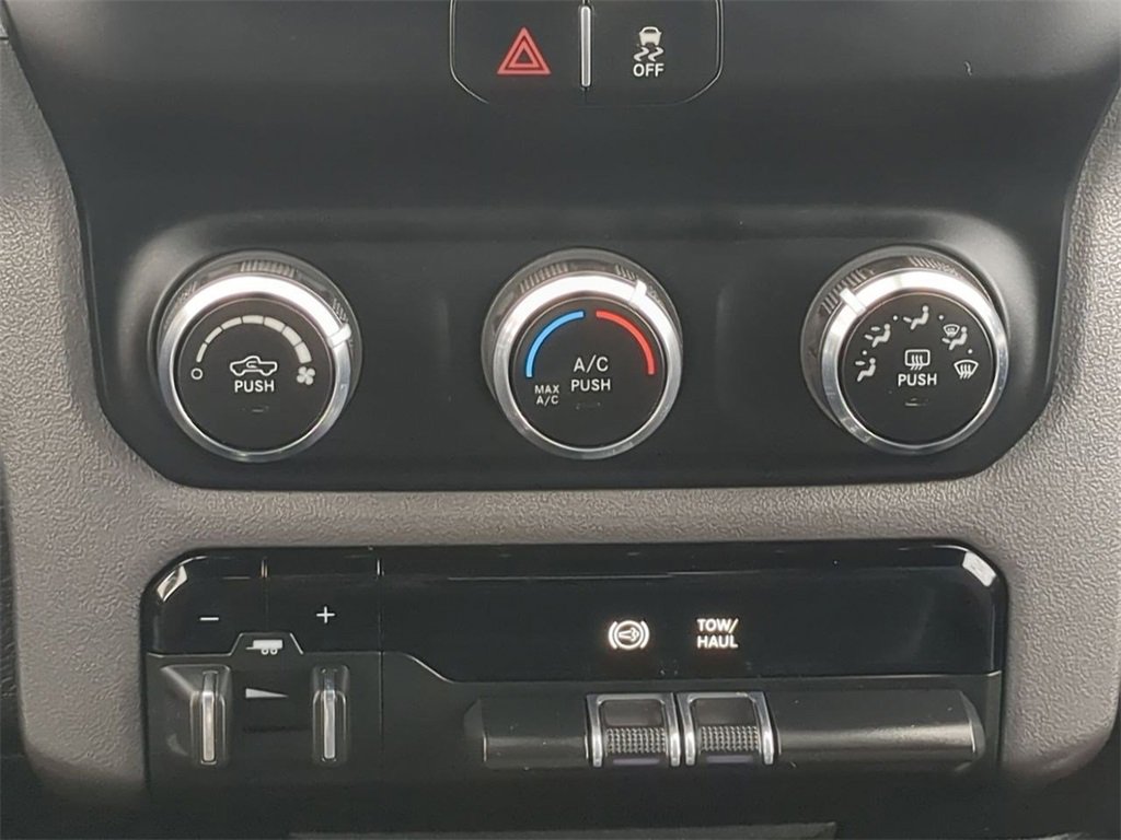 Used 2021 RAM 2500 Big Horn image 22