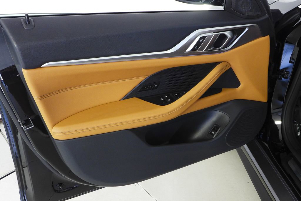 Used 2023 BMW i4 eDrive35 image 11