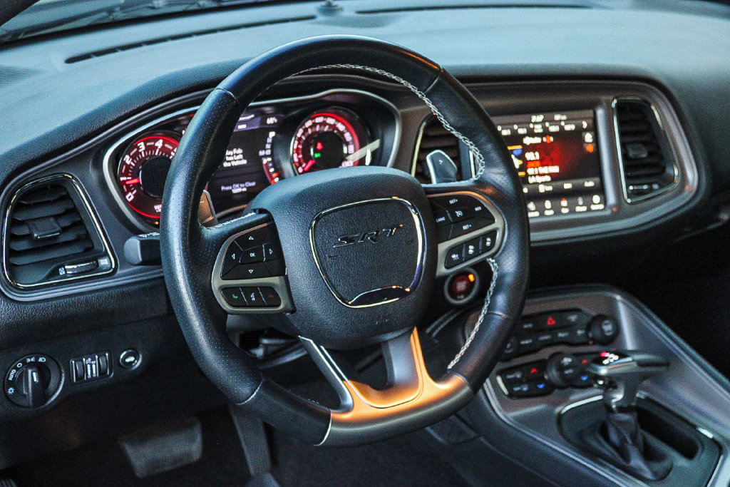Used 2023 Dodge Challenger SRT Hellcat w/ Driver Convenience Group RWD image 16
