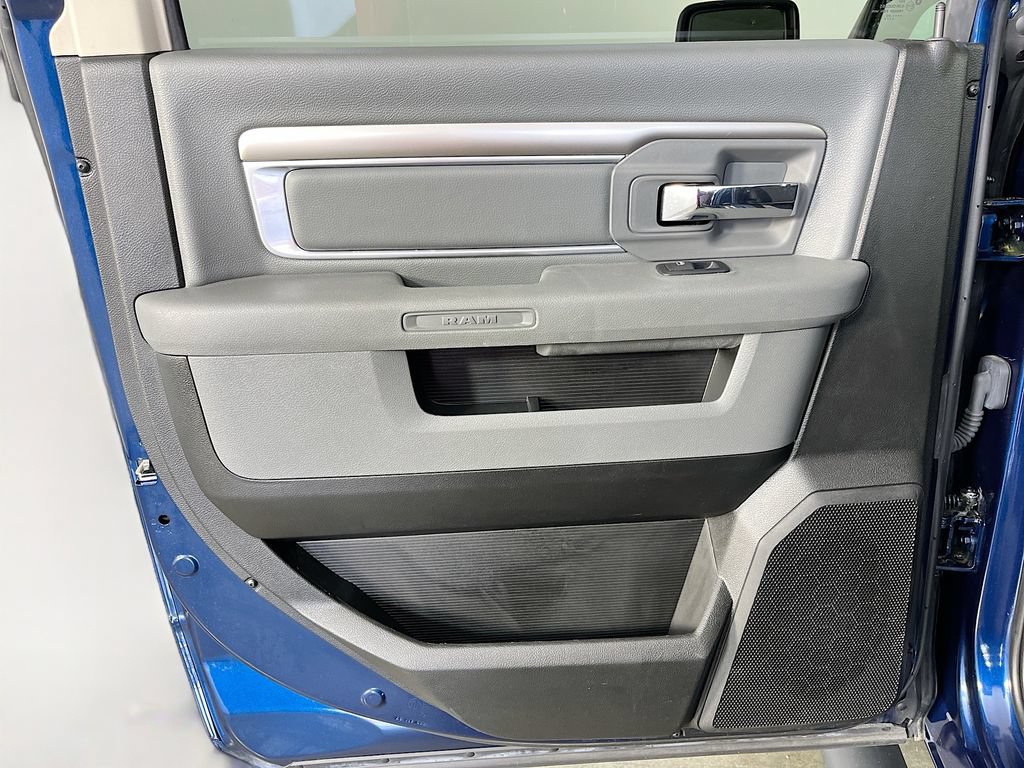 Used 2020 RAM 1500 Warlock AWD/4WD image 31
