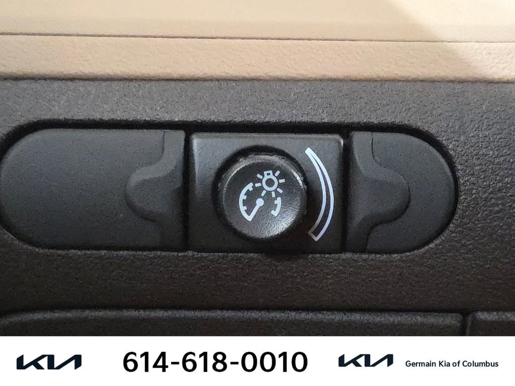 Used 2012 Chevrolet Malibu LS w/ LS Uplevel Package image 32