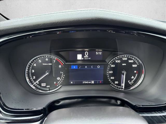 Used 2024 Cadillac XT6 Premium Luxury AWD/4WD image 13