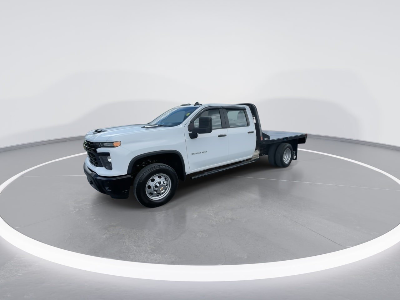 Used 2025 Chevrolet Silverado 3500 W/T AWD/4WD image 5