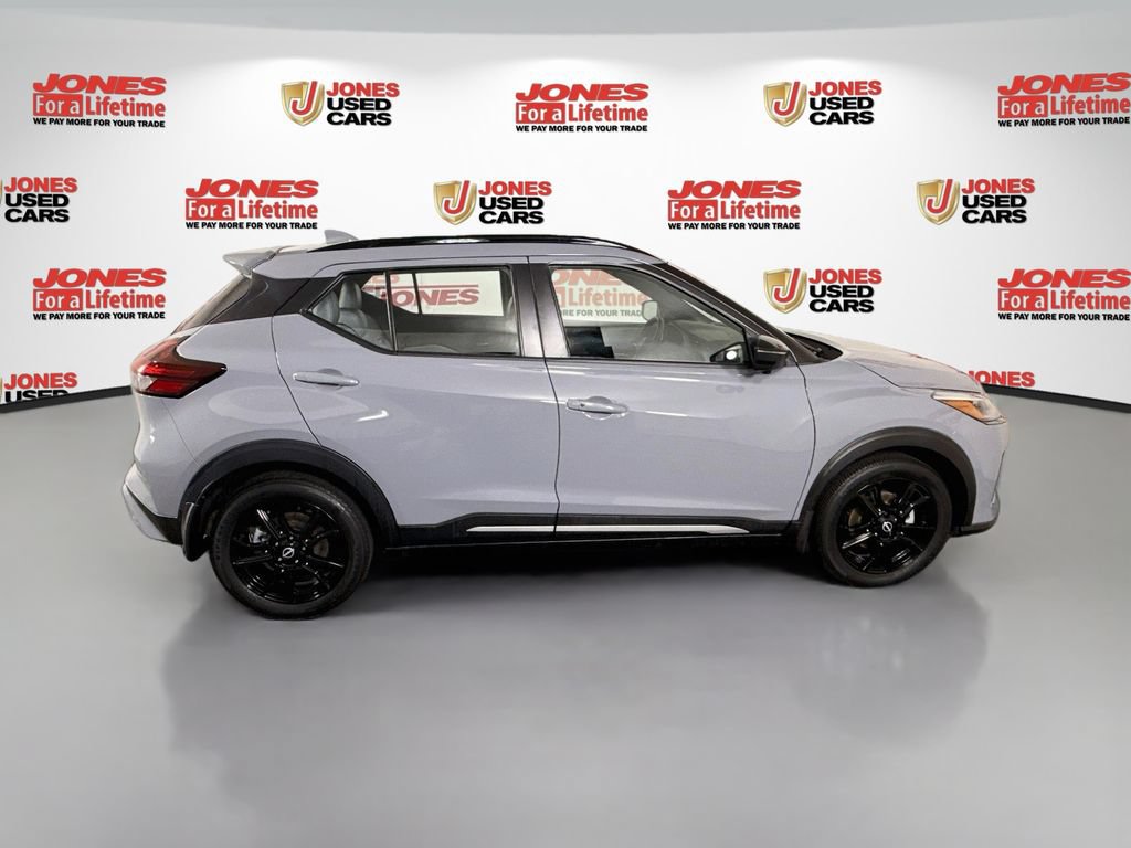 Certified 2023 Nissan Kicks SR w/ SR Premium Package FWD image 16