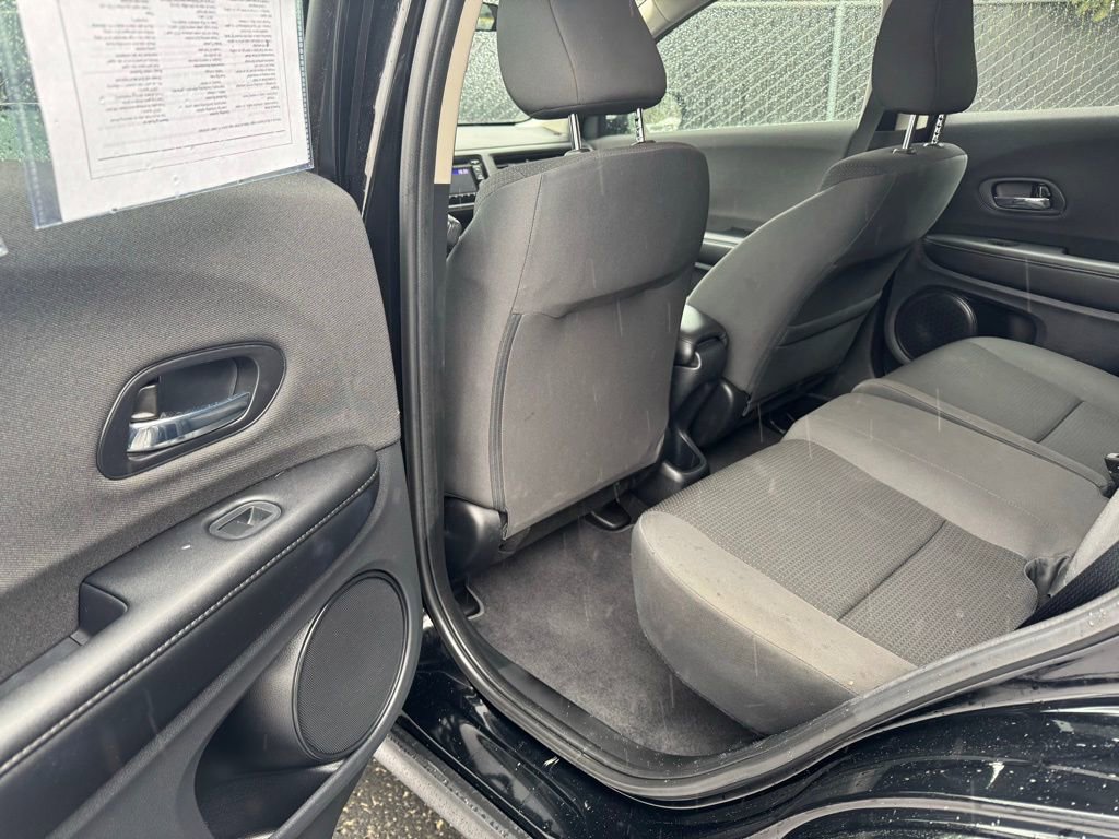 Used 2021 Honda HR-V LX image 8