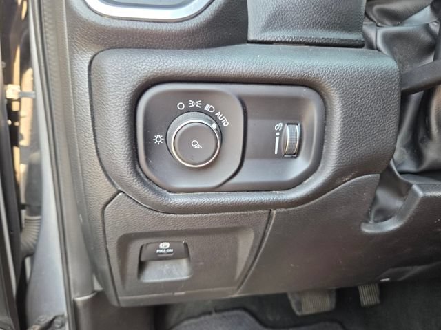 Used 2024 RAM 1500 Laramie AWD/4WD image 27