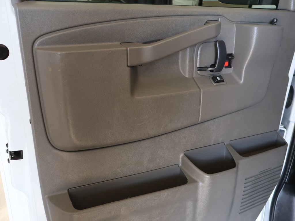 Used 2023 Chevrolet Express 3500 LS image 15