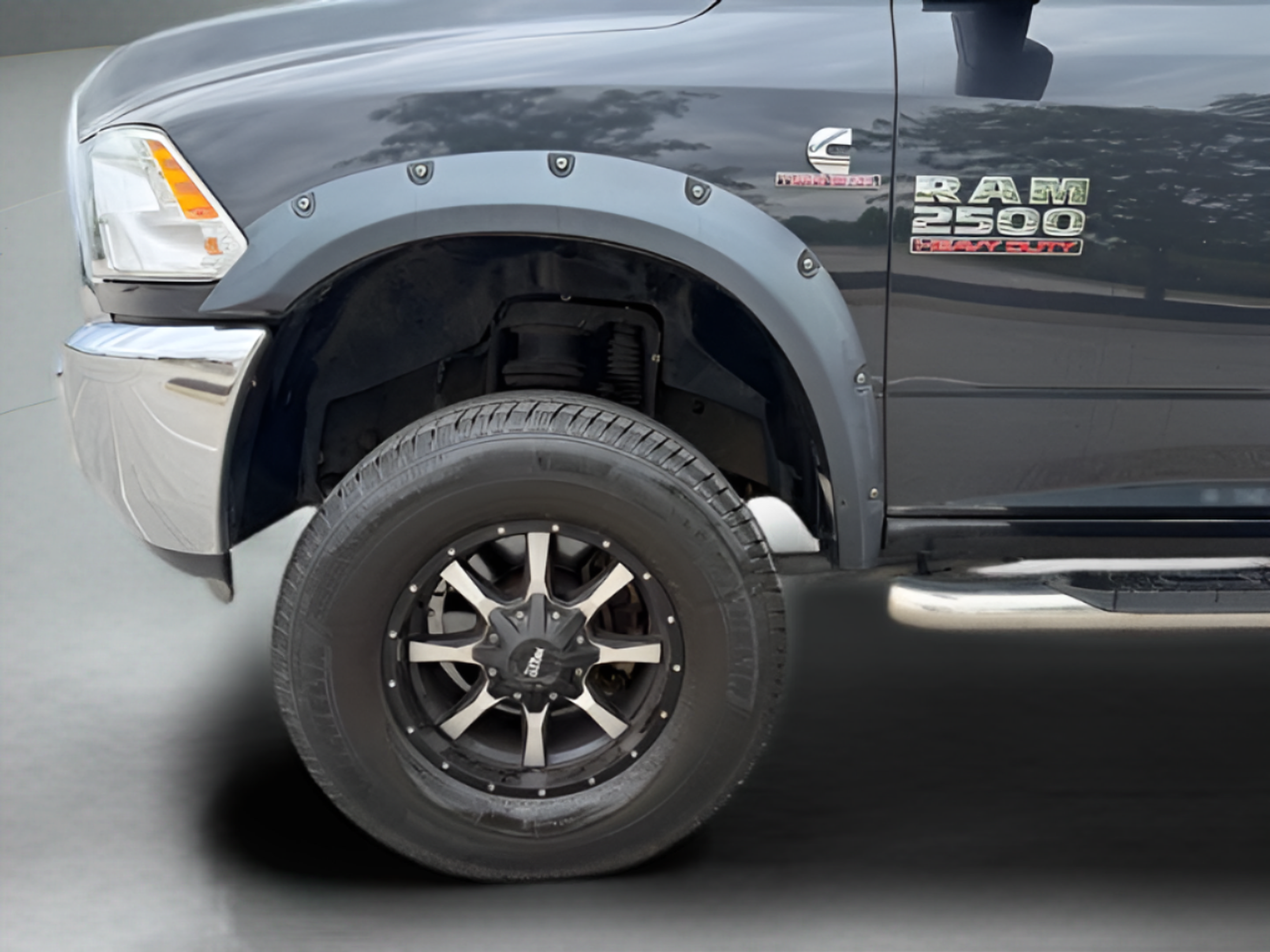 Used 2016 RAM 2500 Tradesman w/ Chrome Appearance Group AWD/4WD image 32