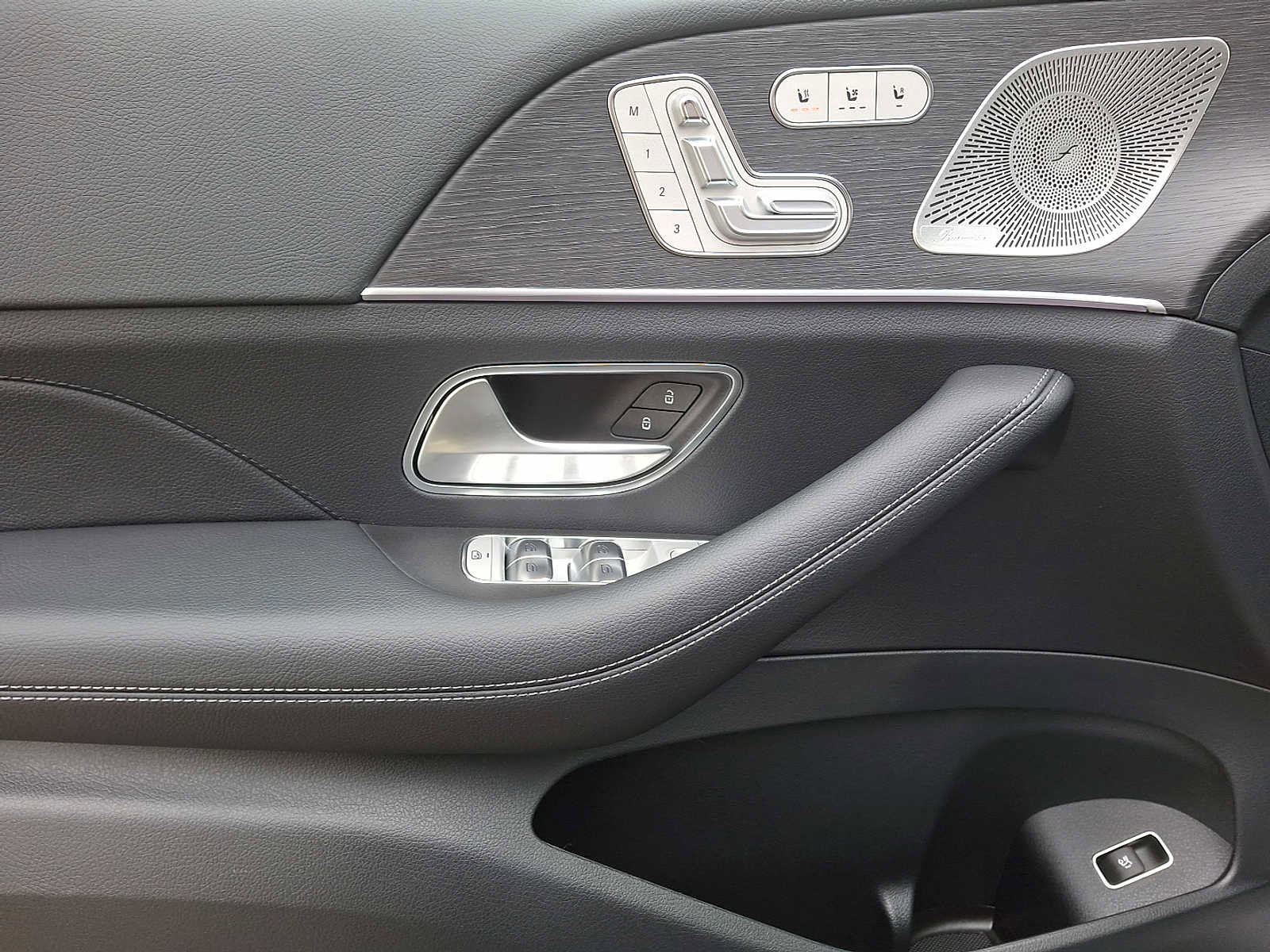 Used 2026 Mercedes-Benz GLE 350 4MATIC image 9