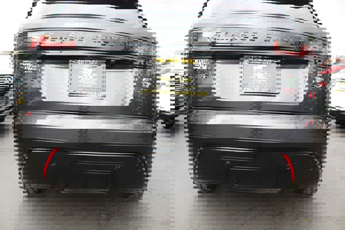 Used 2021 Land Rover Range Rover Velar R-Dynamic S image 16